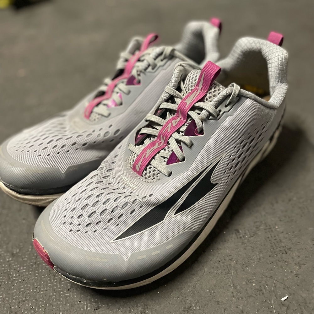 Altra Torin 4 size 10.5